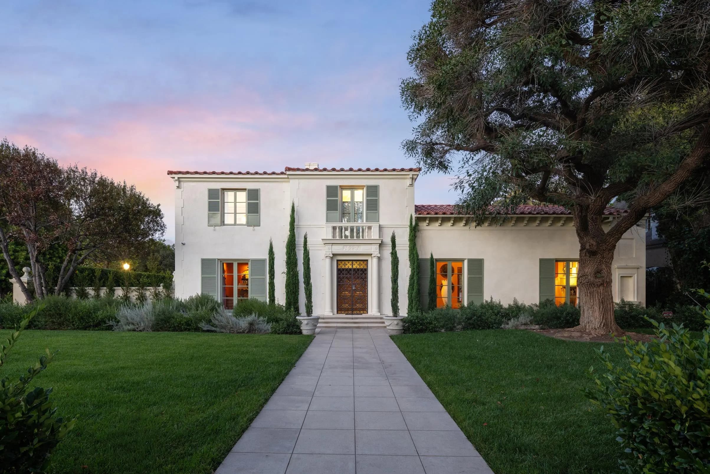 Inside A Rare $16.9 Million Architectural Icon In LA’s Historic Hancock Park