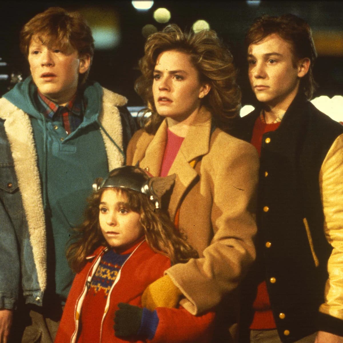 Adventures in Babysitting’s Elisabeth Shue Makes Ultra-Rare Red Carpet Appearance